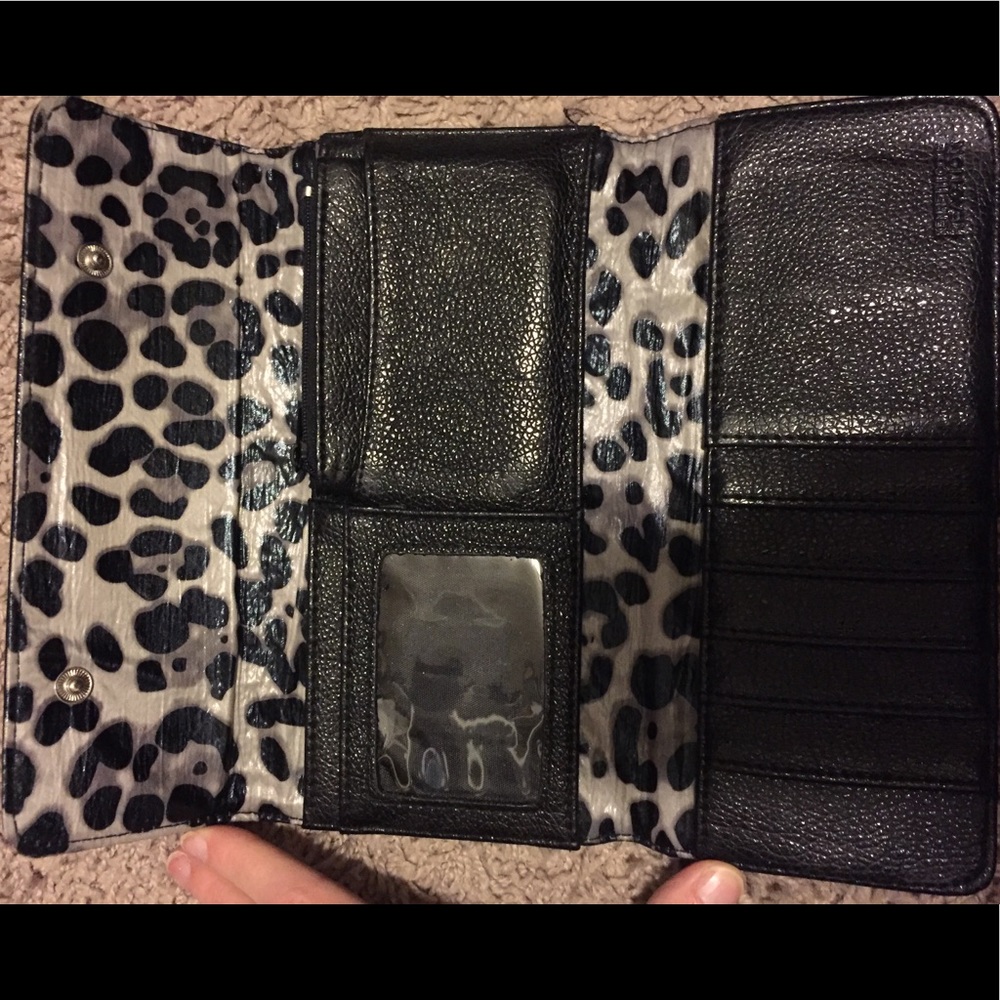 Wallet - Picture 3 of 3